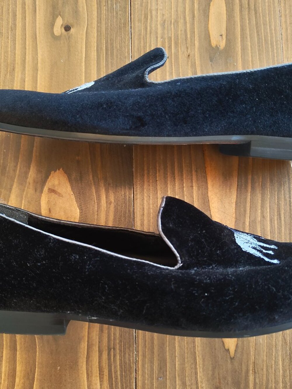 Saks Fifth Avenue “Reggie” Velvet Bulldog Loafers | Men’s 9M - Picture 3 of 7